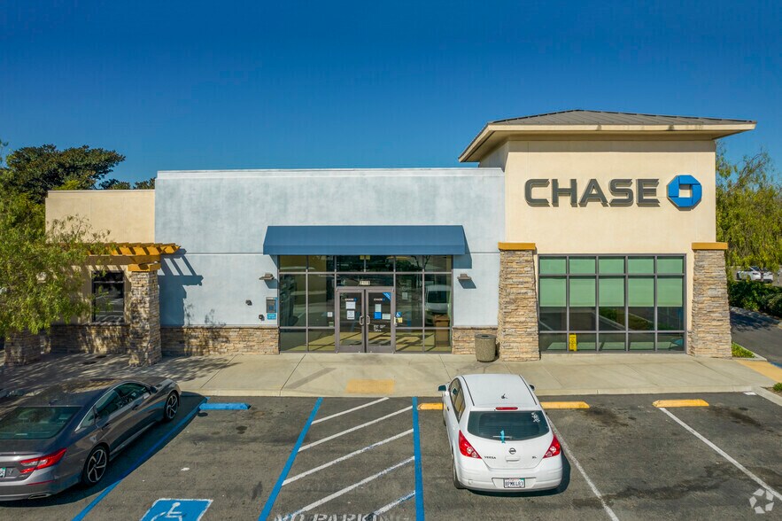 More Photos Of 1480 Eastlake Pky, Chula Vista Unknown For Lease