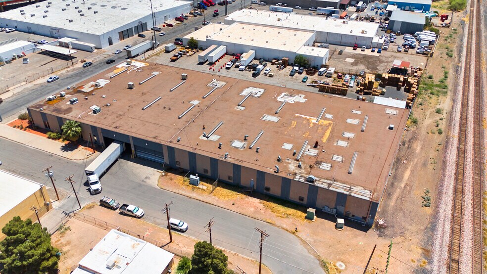 More Photos Of 3700 Durazno Ave, El Paso Light Distribution For Lease