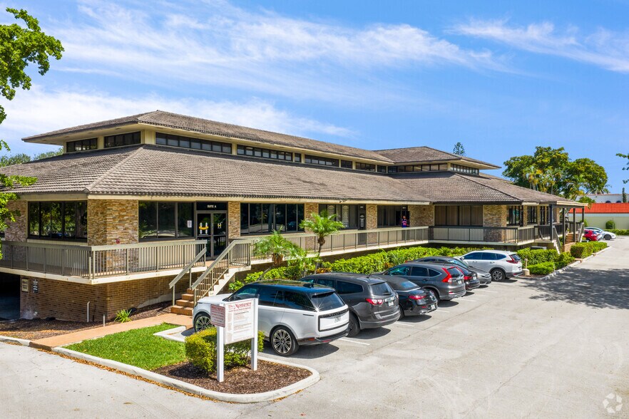More Photos Of 5499 N Federal Hwy, Boca Raton Office For Lease
