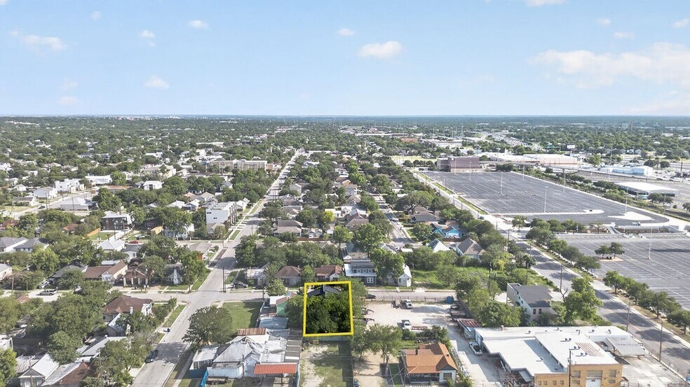 More Photos Of 125 Dashiell St, San Antonio Multifamily For Sale