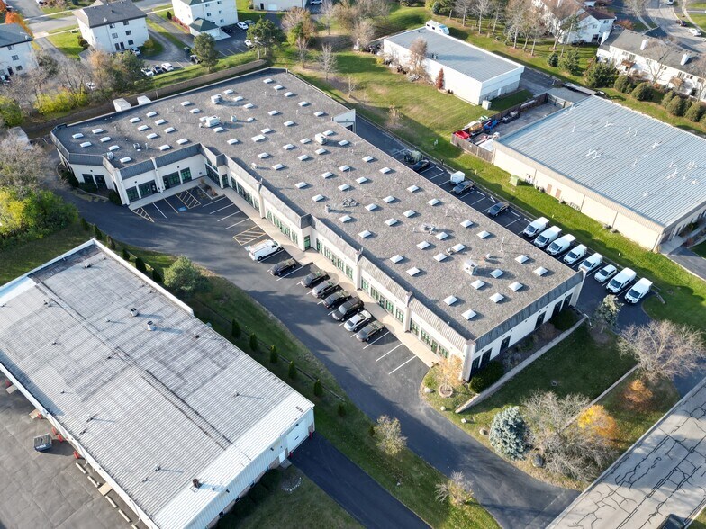 More Photos Of 8404 S Wilmette Ave, Darien Light Manufacturing For Lease