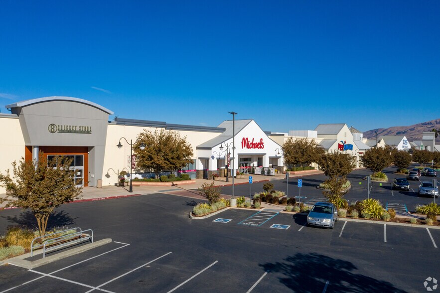 More Photos Of 15-301 Ranch Dr, Milpitas Unknown For Lease