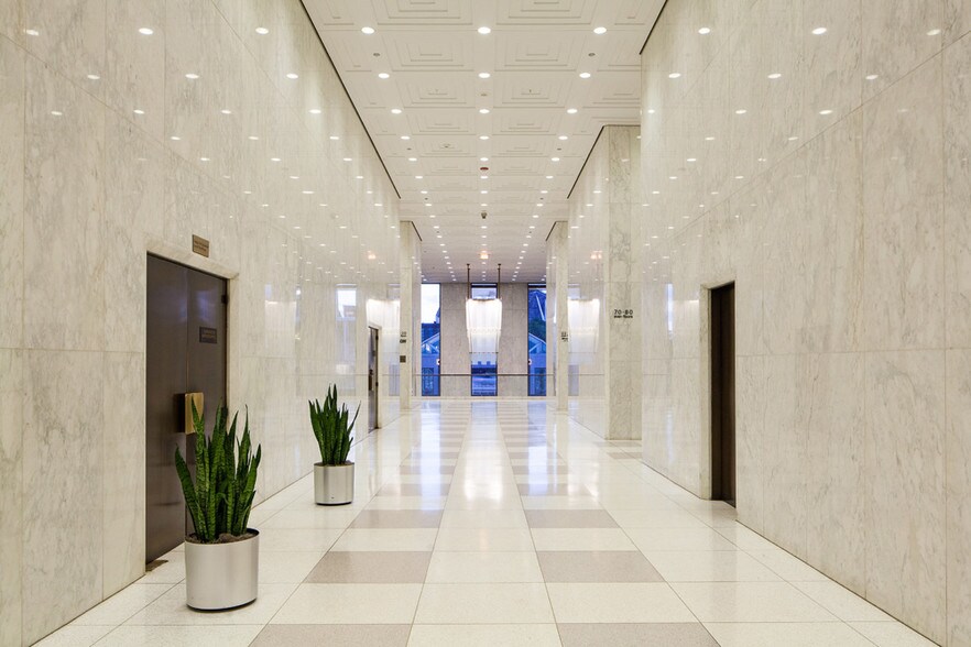 More Photos Of 200 E Randolph St, Chicago Office For Lease