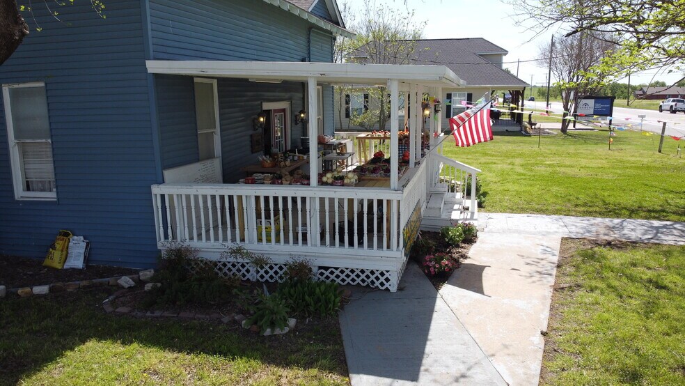 More Photos Of 1251 S State Highway 205, Rockwall Restaurant For Sale