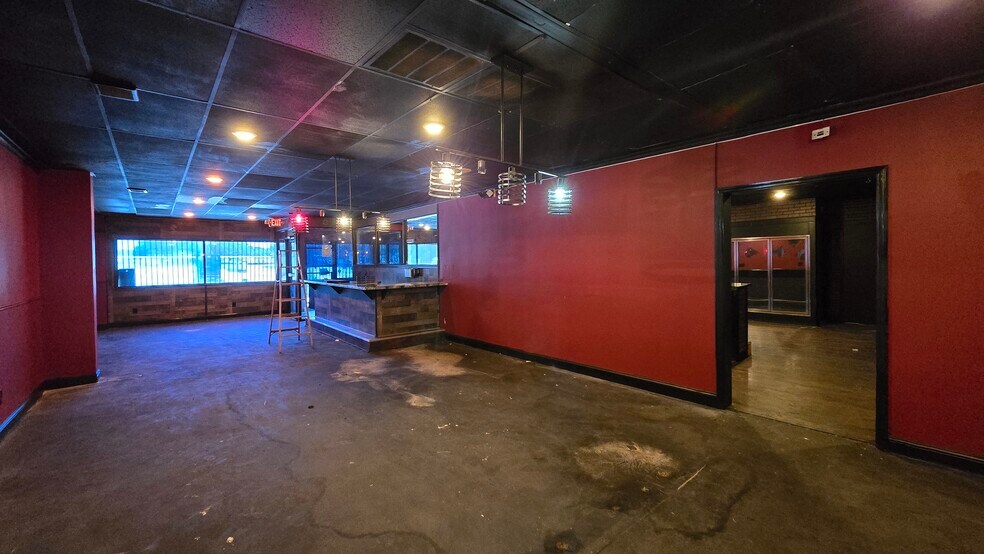 More Photos Of 1733 Piedmont Hwy, Piedmont Freestanding For Lease