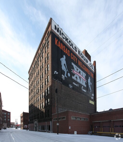 More Photos Of 1300 W 13th St, Kansas City Warehouse For Lease