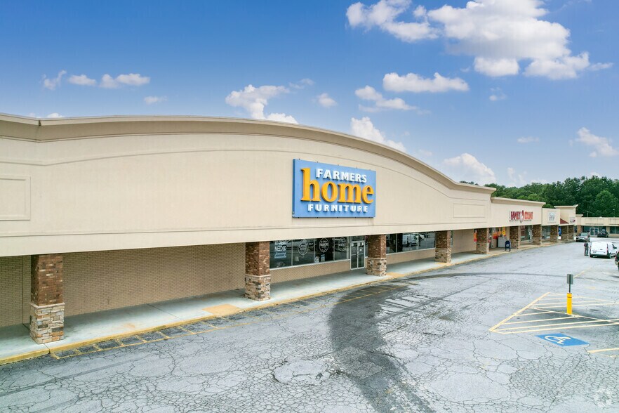 More Photos Of 8600-8650 Tara Blvd, Jonesboro Unknown For Lease