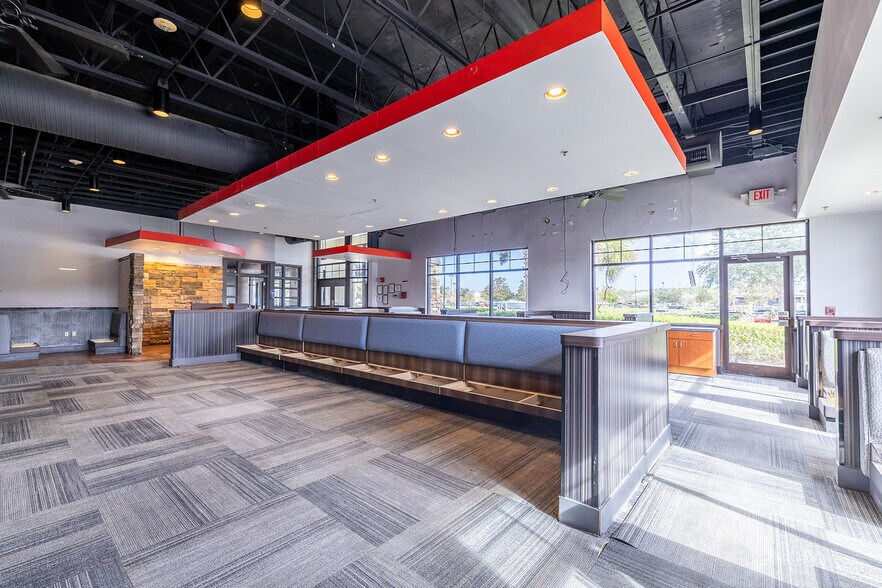 More Photos Of 13070 City Station Dr, Jacksonville Restaurant For Sale
