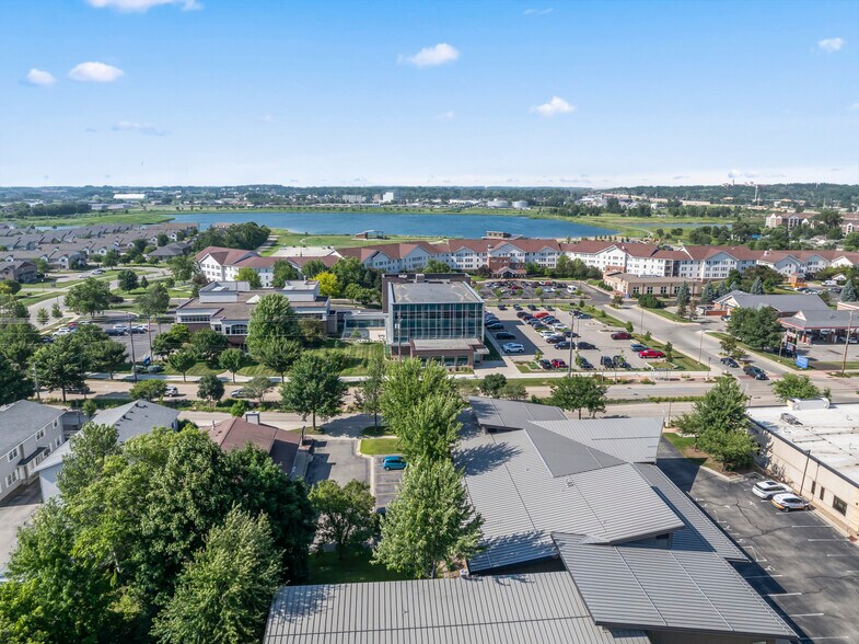 More Photos Of 2200 2nd St SW, Rochester Office For Sale