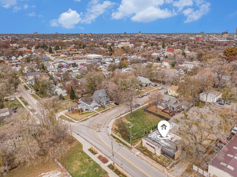 More Photos Of 1008 Bancroft St, Omaha General Retail For Sale