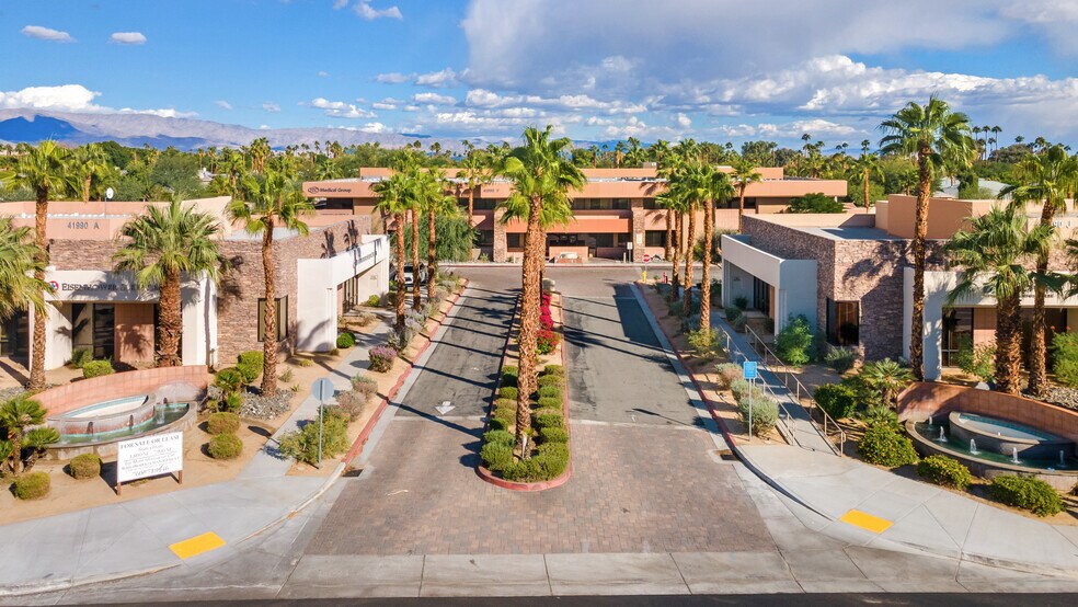 More Photos Of 41990 Cook St, Palm Desert Medical For Lease