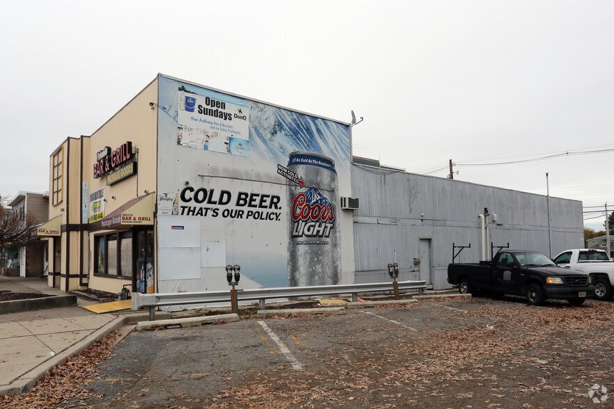 More Photos Of 409 Eastern, Essex Restaurant For Sale