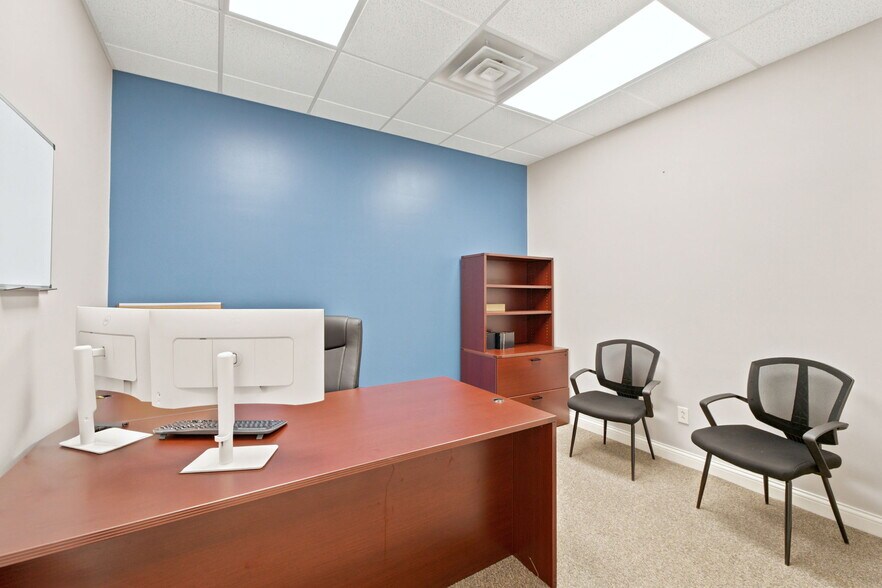 More Photos Of 9109 Stellhorn Crossing Blvd, Fort Wayne Office For Lease