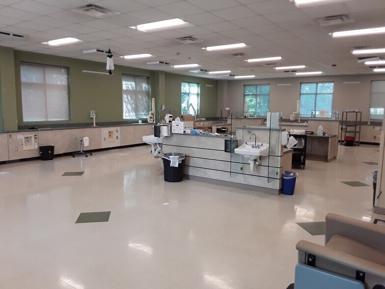 More Photos Of 3150 Polk St, Houston Medical For Sale