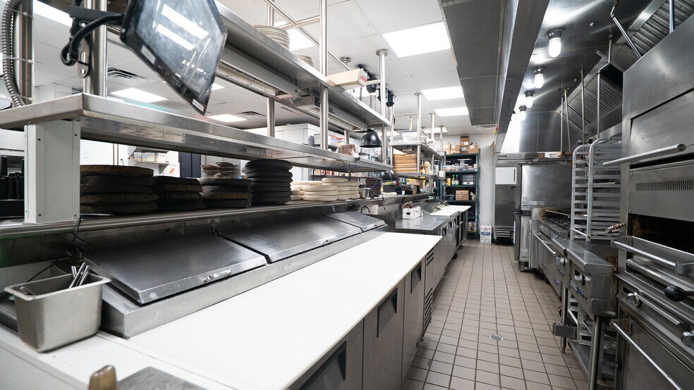 More Photos Of 43-75 NW 23rd St, Miami General Retail For Lease