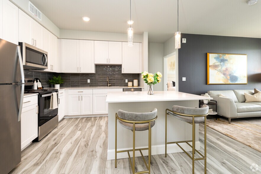 More Photos Of 655 S Sierra Madre St, Colorado Springs Apartments For Lease