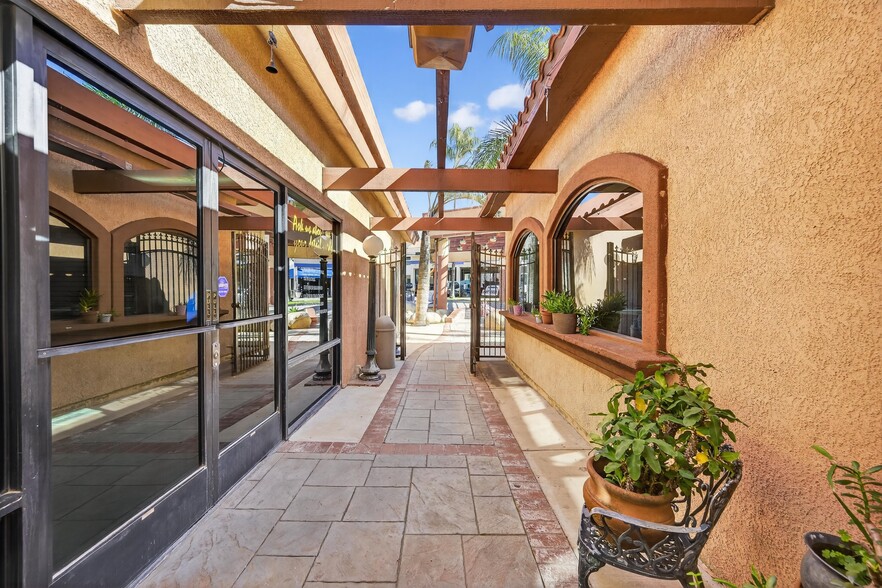 More Photos Of 3706 Highland Ave, Highland Carwash For Sale