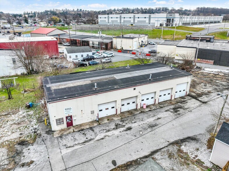 More Photos Of 1006 1/2 Mount Rose Rear Ave, York Auto Repair For Sale