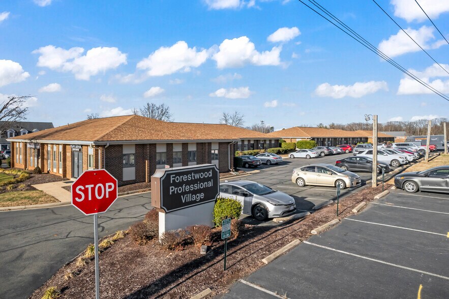 Primary Photo Of 9380 Forestwood Ln, Manassas Office For Lease