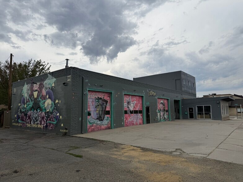 Primary Photo Of 220 E William St, Carson City Auto Repair For Sale