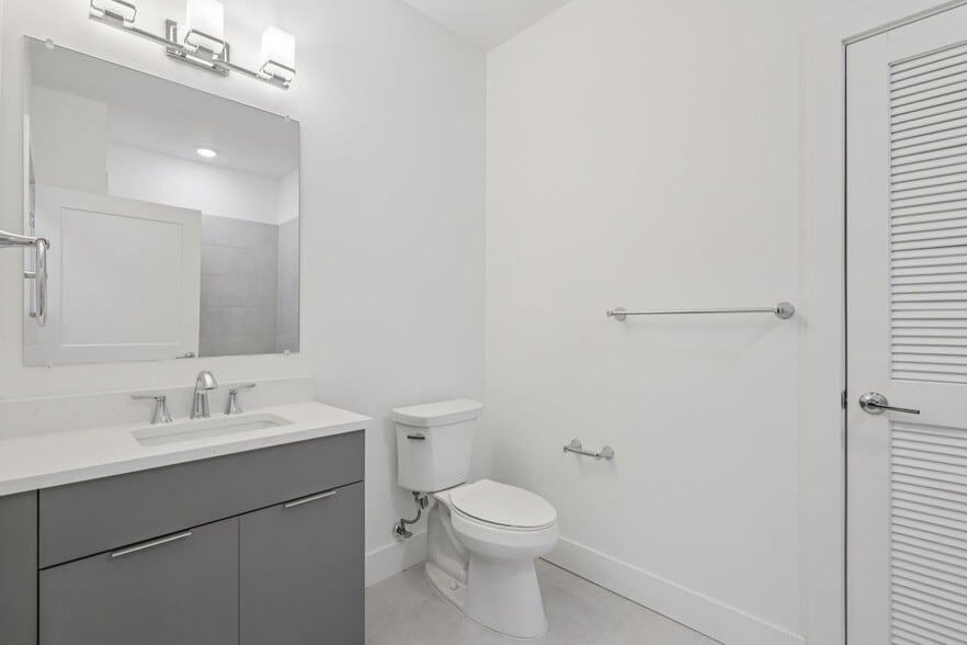 More Photos Of 10 W Westfield Ave W, Roselle Park Apartments For Lease