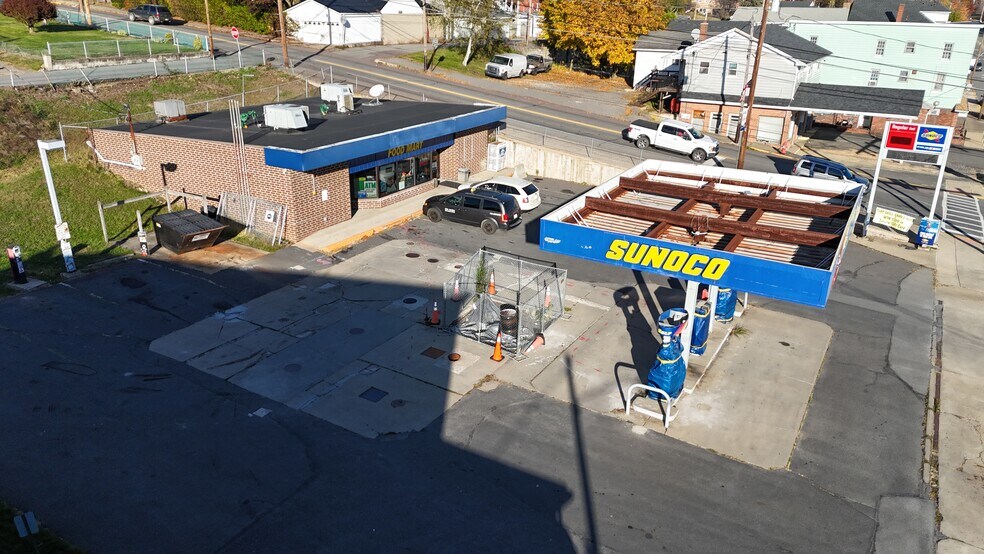 More Photos Of 600 Chestnut St, Kulpmont Service Station For Sale