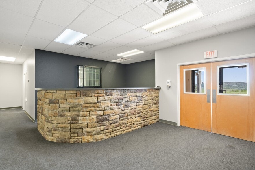 More Photos Of 707 County Line Rd, Palmer Lake Warehouse For Sale