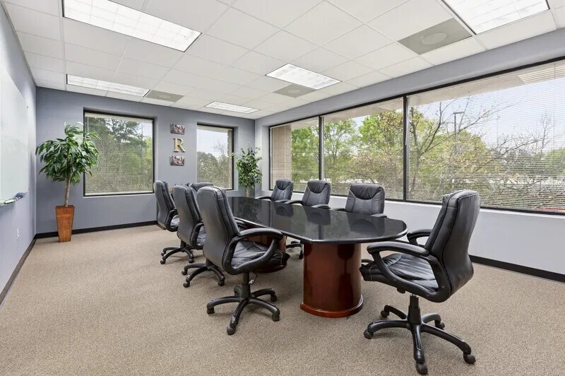 More Photos Of 760 Old Roswell Rd, Roswell Coworking Space