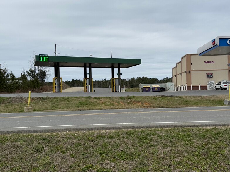 More Photos Of 988 Gap Farm Rd, Arcadia Service Station For Sale