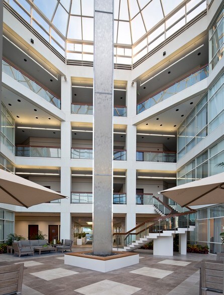 More Photos Of 2780 Skypark Dr, Torrance Medical For Lease