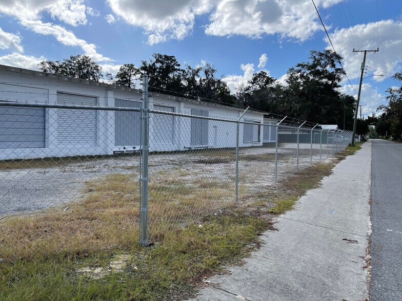 Primary Photo Of 196 NE Chestnut Ave, Lake City Warehouse For Sale