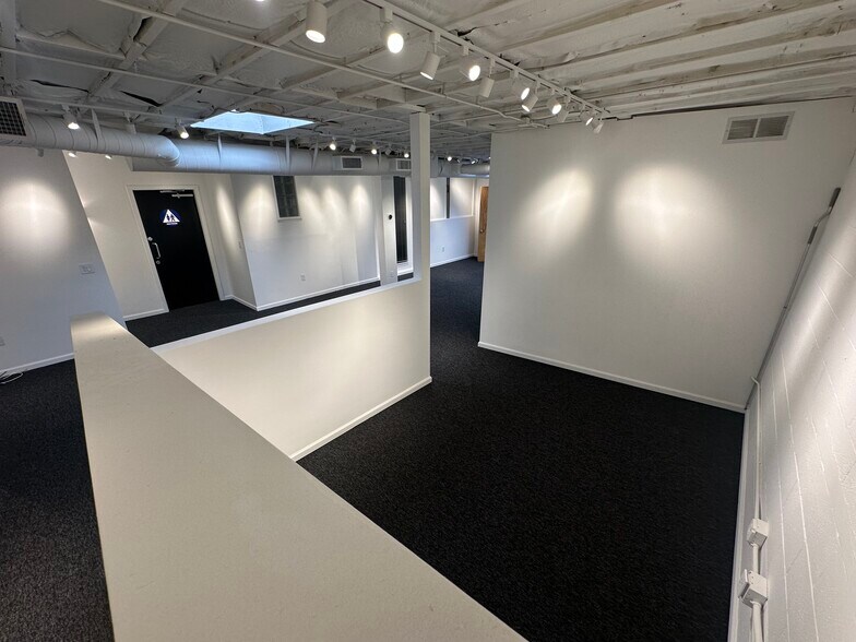 More Photos Of 1912 F St, Sacramento Office For Lease