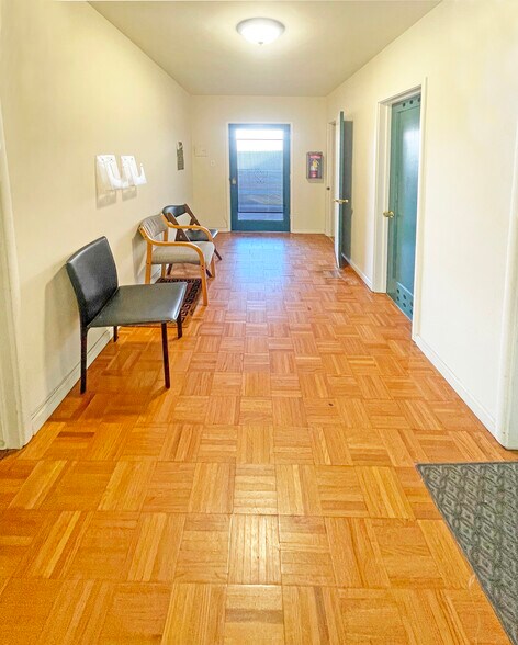 More Photos Of 1658 University Ave, Berkeley Storefront Retail Office For Lease