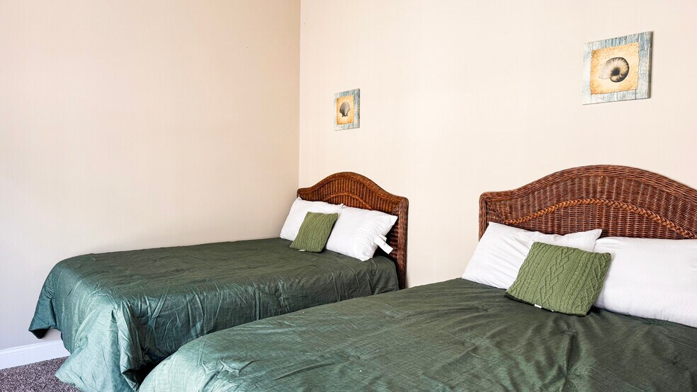 More Photos Of 5906-5908 Coastal Hwy, Ocean City Apartments For Sale