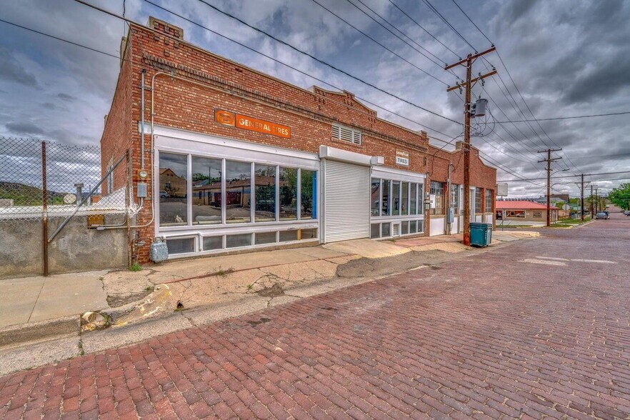 More Photos Of 430 E Main St, Trinidad Industrial For Sale