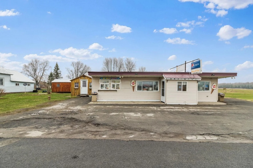 Primary Photo Of 4962 State Highway 68, Ogdensburg Fast Food For Sale