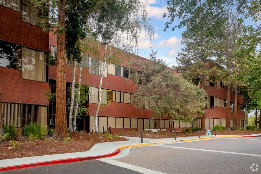 More Photos Of 39899 Balentine Dr, Newark Office For Lease