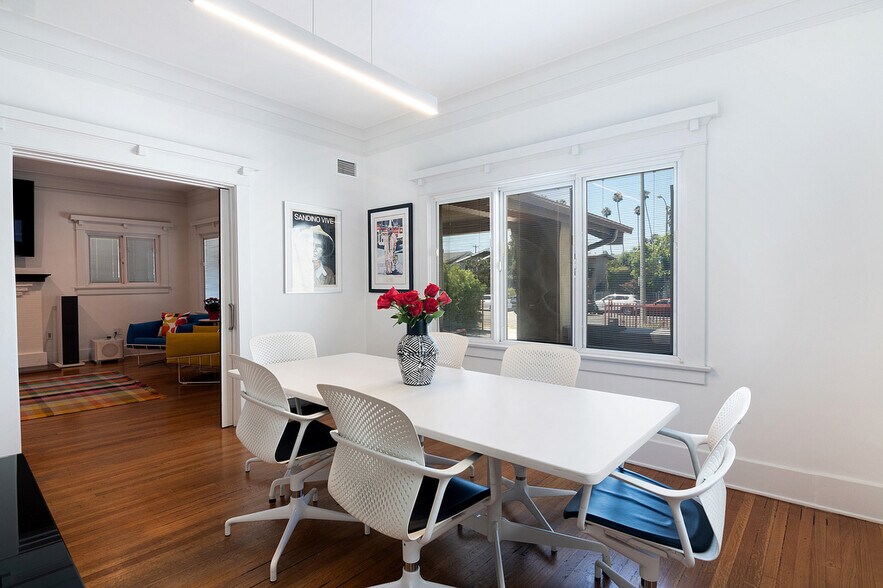 More Photos Of 1506 Crenshaw blvd, Los Angeles Office For Sale