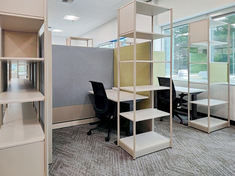 More Photos Of 11400 Airport Rd, Everett Coworking Space