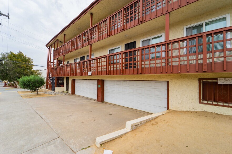 More Photos Of 4065 Wightman St, San Diego Apartments For Sale