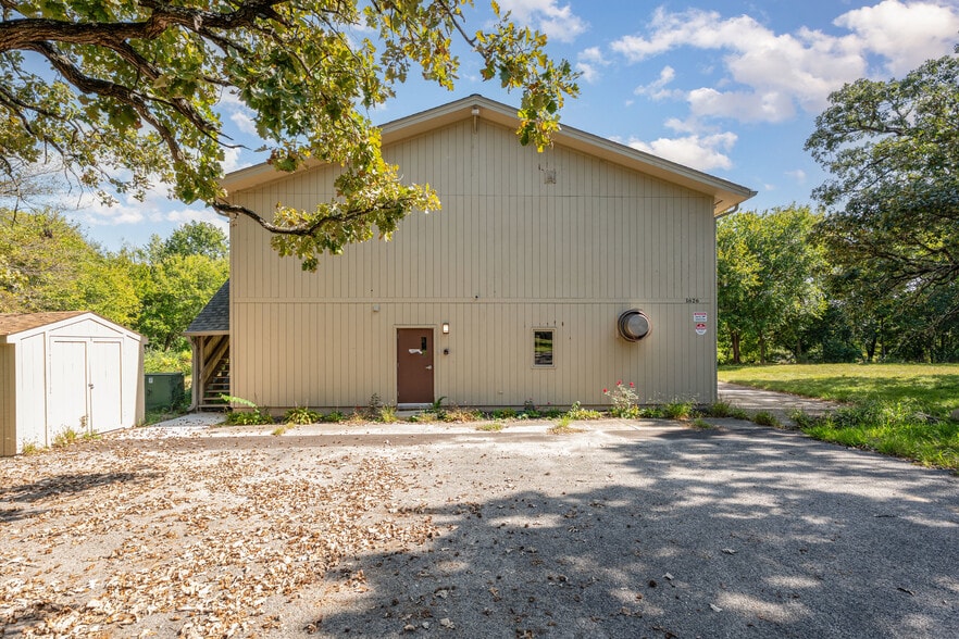 More Photos Of 1626 State Route 31, Oswego Specialty For Sale