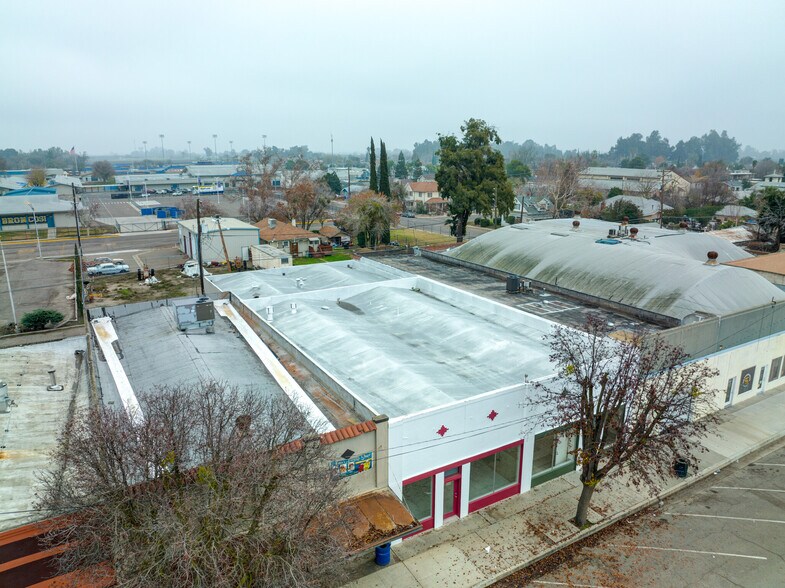 More Photos Of 1537-1541 Center ave, Dos Palos General Retail For Sale