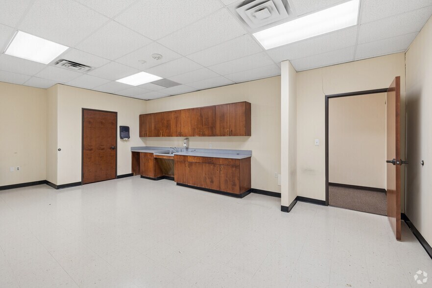 Photo of 1st Floor Ste 817