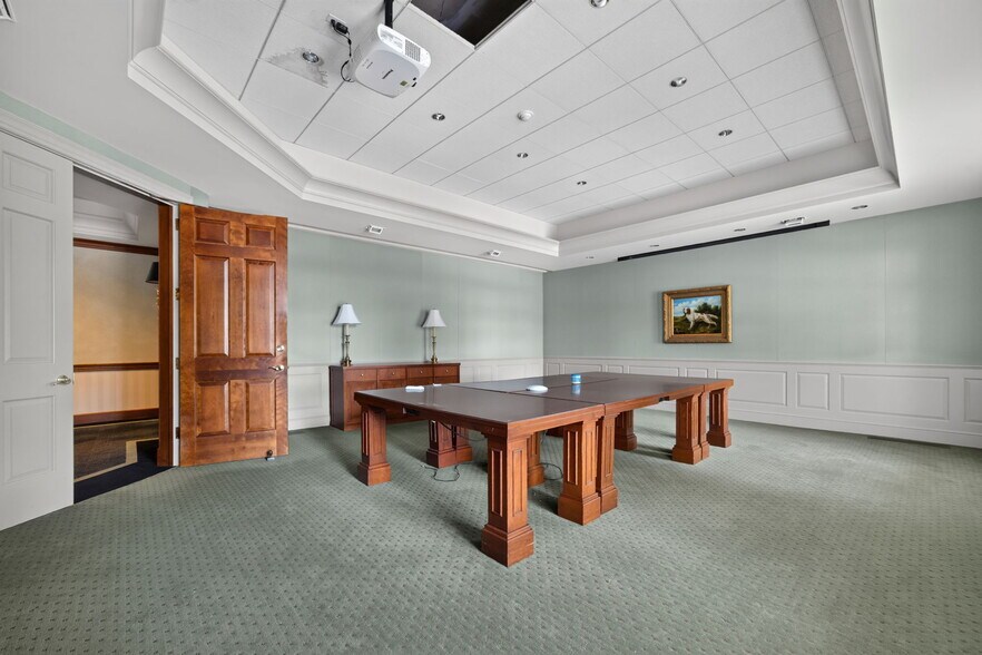 More Photos Of 1461 Highway EE, Winfield Specialty For Sale