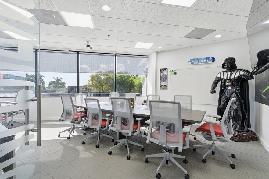 More Photos Of 4800 N Federal Hwy, Boca Raton Medical For Sale