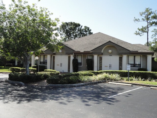 Primary Photo Of 12557 New Brittany Blvd, Fort Myers Medical For Lease