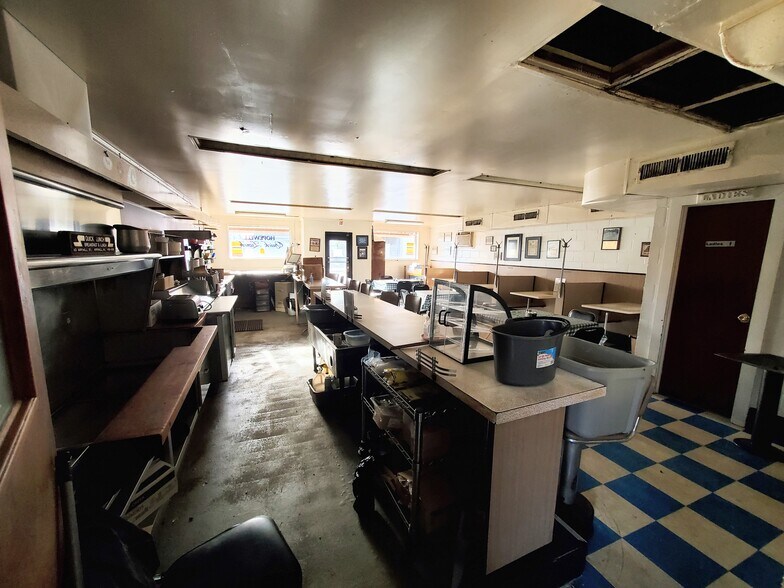 More Photos Of 113 Hopewell St, Hopewell Restaurant For Lease