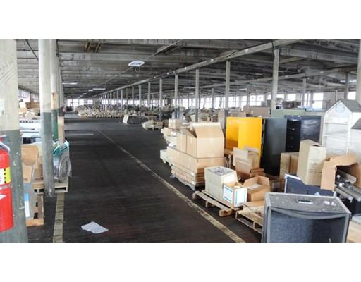 More Photos Of 75 Green St, Clinton Distribution For Lease