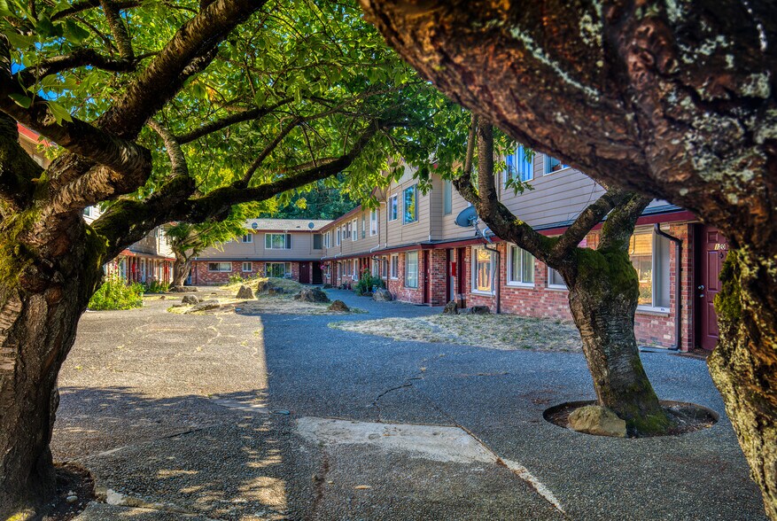 More Photos Of 3465 S 144th St, Tukwila Apartments For Sale