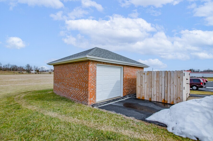 More Photos Of 4550 Rineyville Big Springs Rd, Rineyville Specialty For Sale